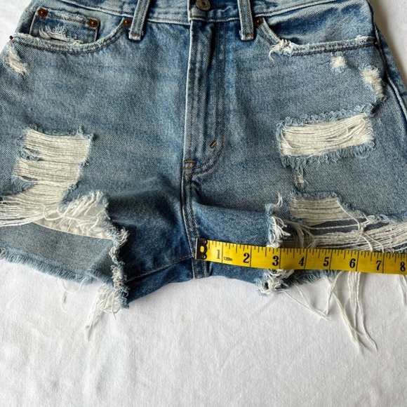 Abercrombie and Fitch Annie high rise distressed denim shorts - Picture 8 of 12